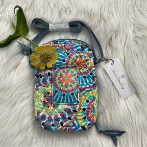 💜💛VERA BRADLEY Retired RFID Petite Cellphone Crossbody Sunny Medallion